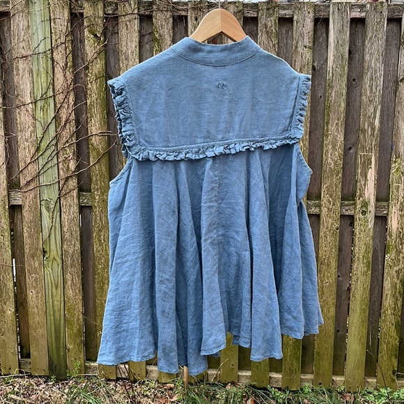 Linen High-Necked Prairie Blouse - Picture 4 of 6